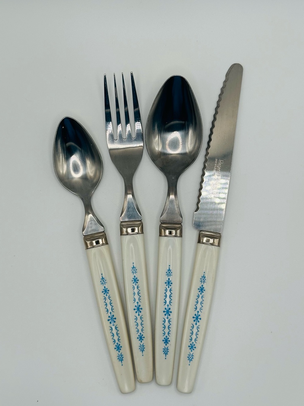REGENT SHEFFIELD SNOWFLAKE BLUE MCM Vintage - 4pc Flatware Set Stainless Steel